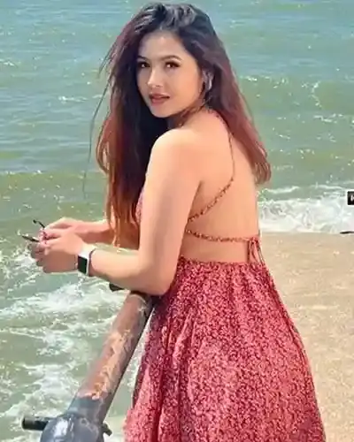 Call Girls in Sikandrabad